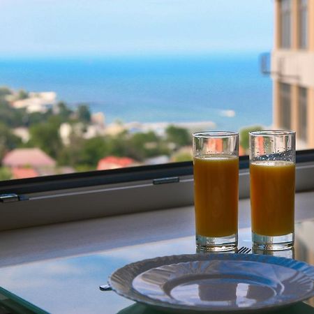 Sea Symphony Apartment Odessa Ngoại thất bức ảnh