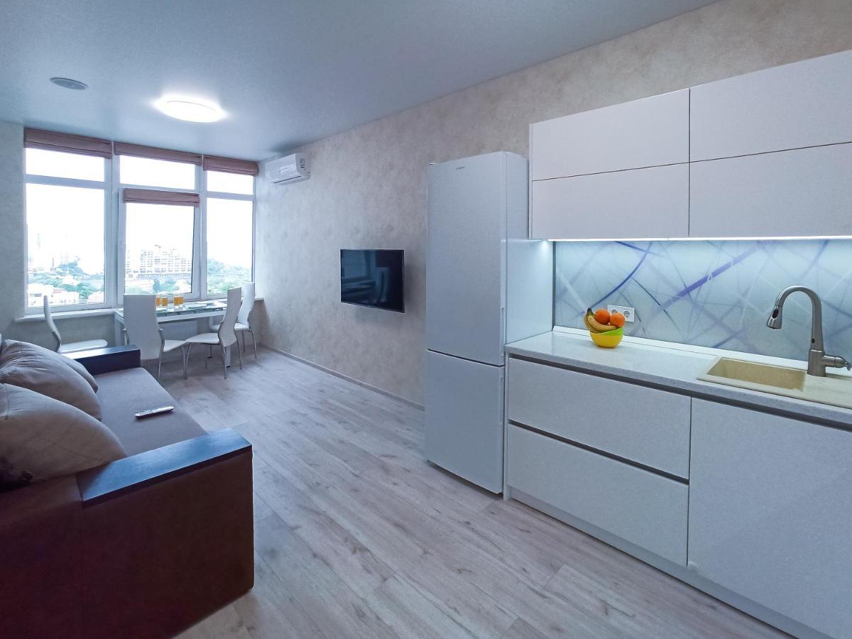Sea Symphony Apartment Odessa Ngoại thất bức ảnh