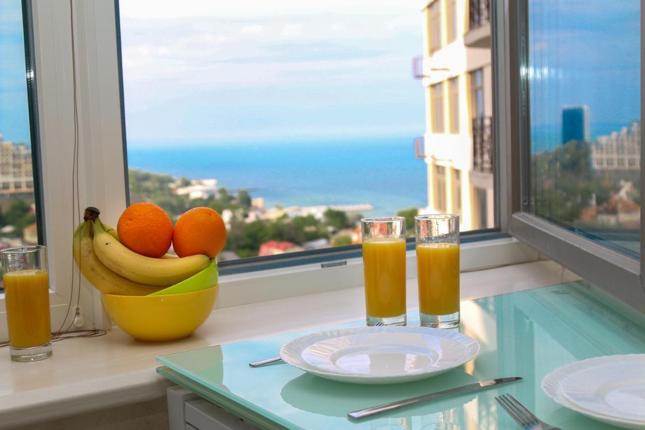 Sea Symphony Apartment Odessa Ngoại thất bức ảnh