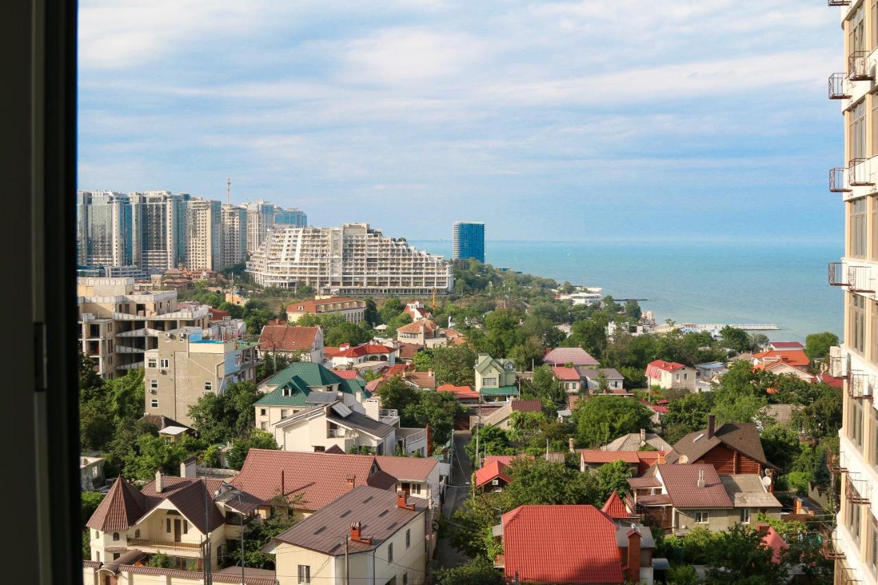 Sea Symphony Apartment Odessa Ngoại thất bức ảnh